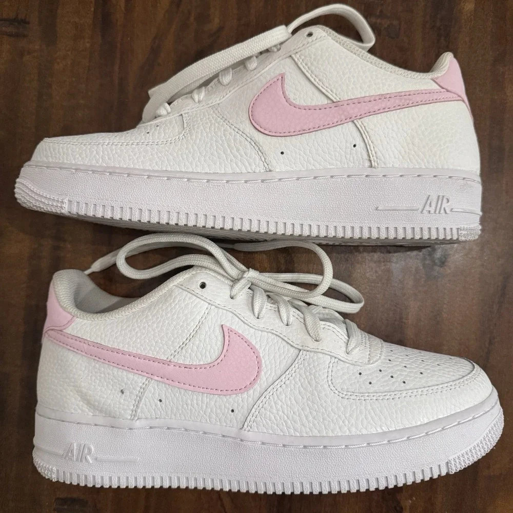 Nike Air Force 1 Low GS White Pink Foam CT3839-103 Kids Size 7Y / Women 8.5